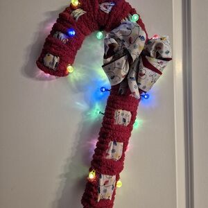 Vibrant Red Candy Cane Wreath with Lights